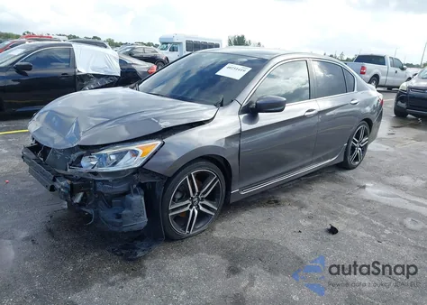 2017 Honda Accord Sport z USA, uszkodzony, nr VIN 1HGCR2F54HA277081